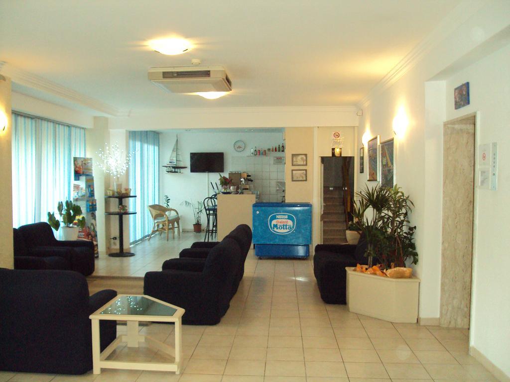 Hotel Canasta Riccione Exterior photo